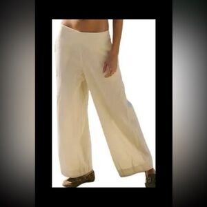 Free People “Free est” Demi wide leg linen blend pants. Size Small